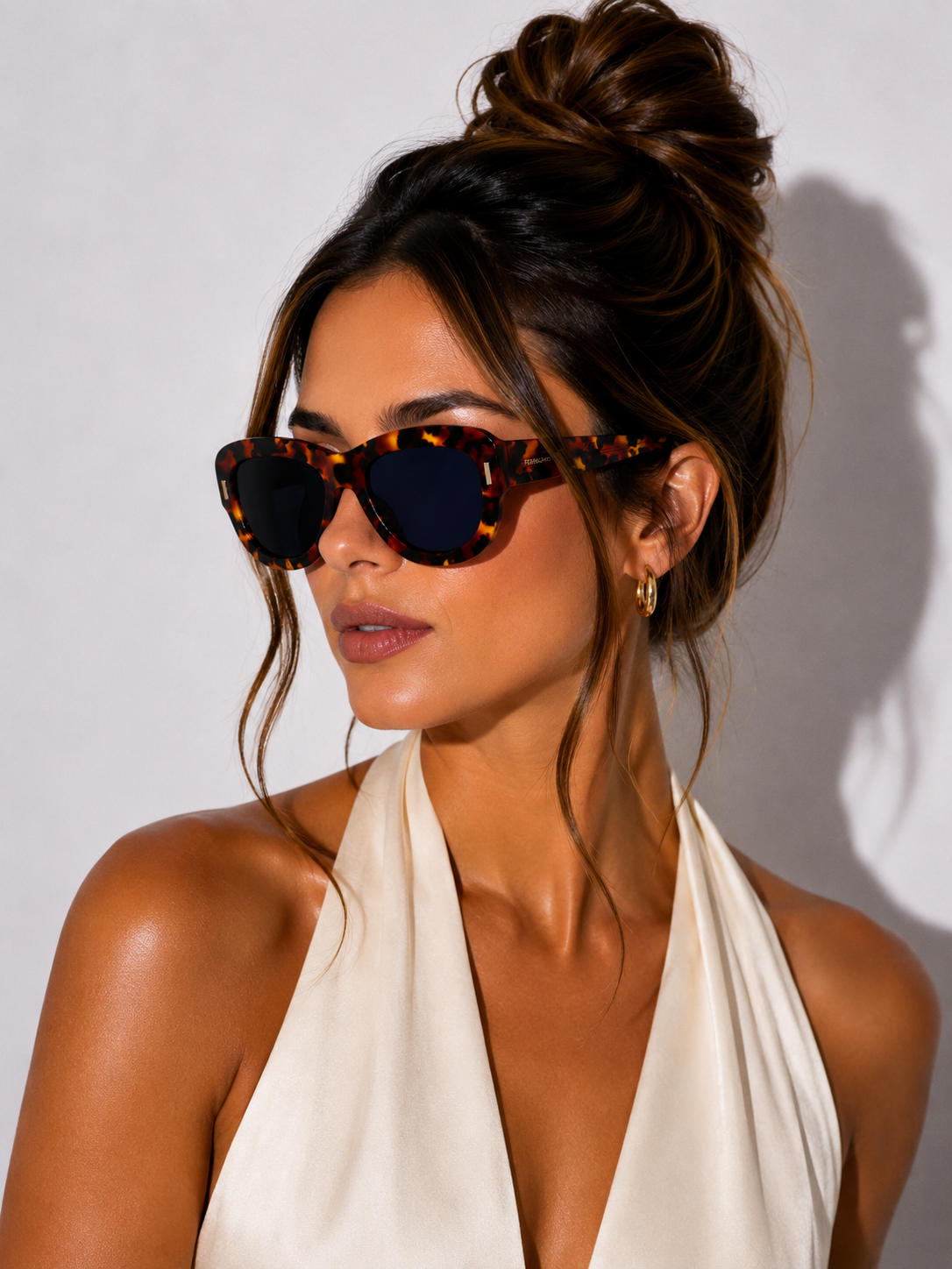 Дамски слънчеви очила Women’s sunglasses FERRAGAMO SF2029SE 240 Brown lifestyle view