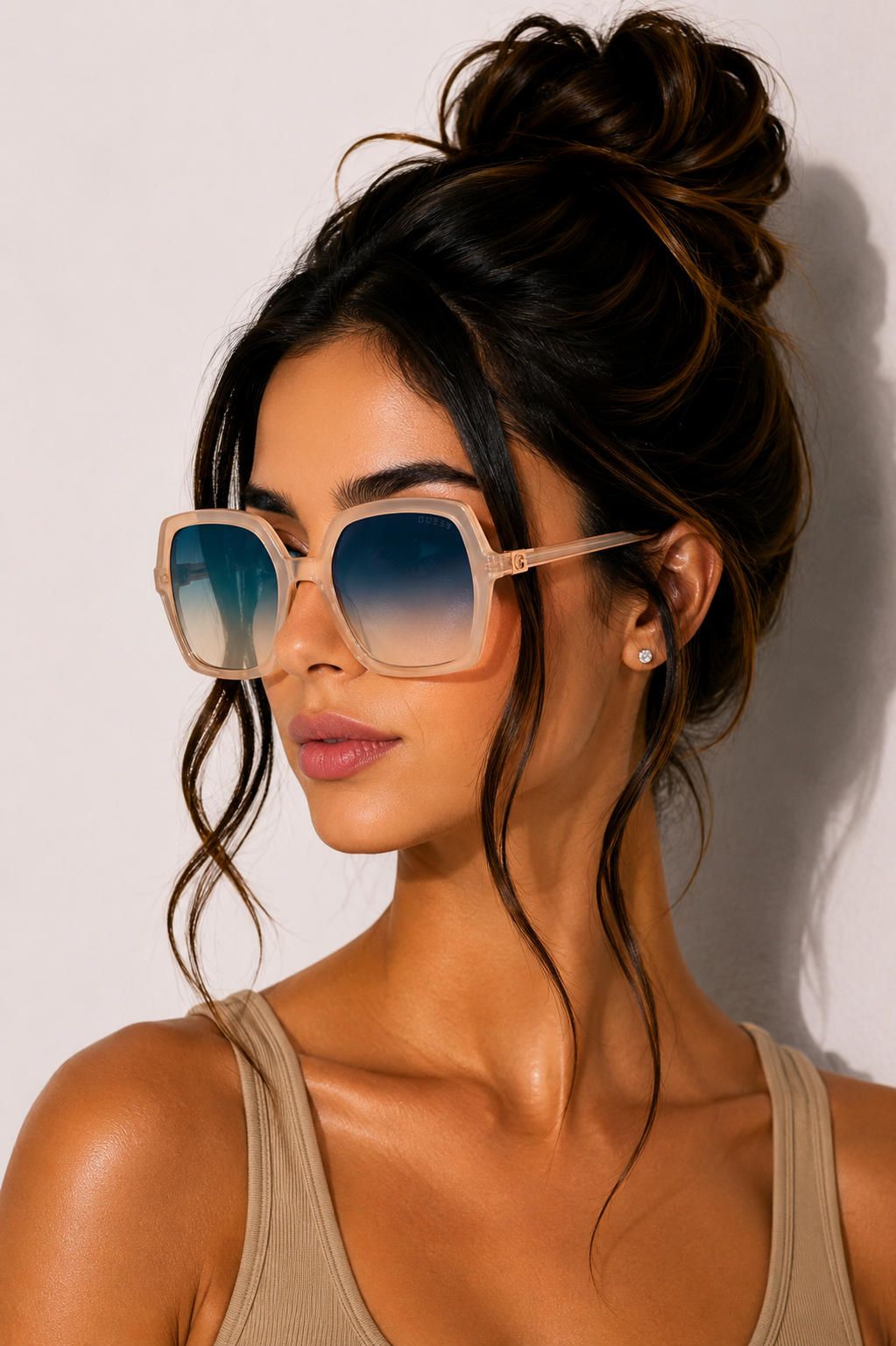Дамски слънчеви очила Women’s sunglasses Guess GU7845 57P Beige