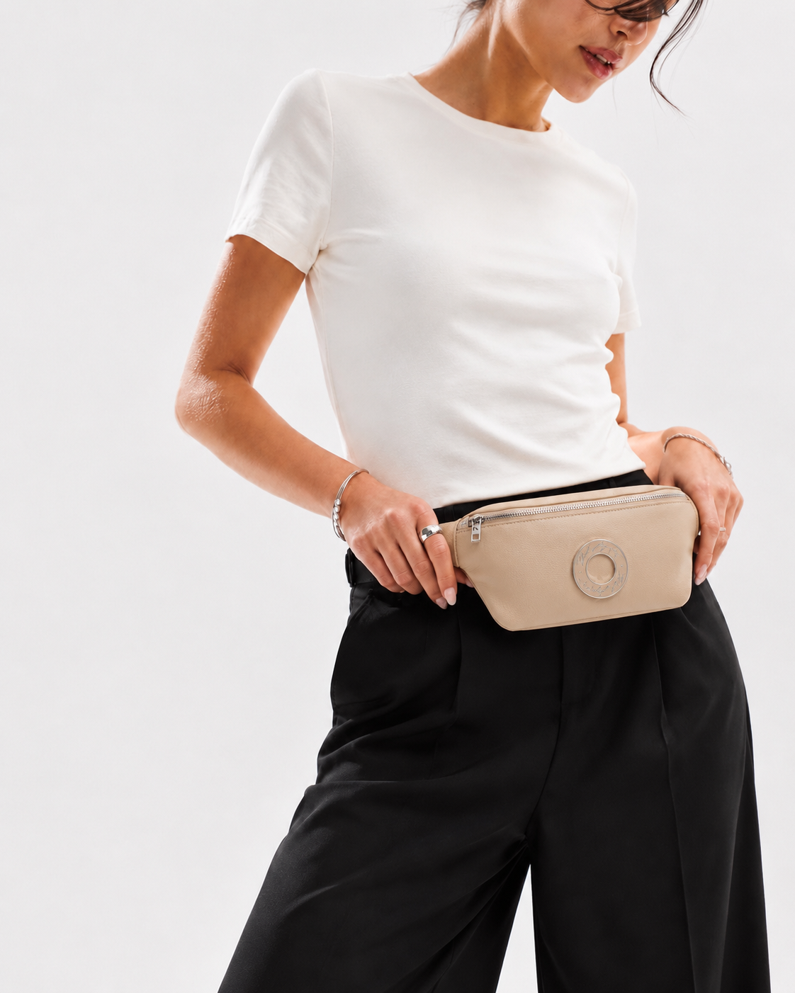 Дамска чанта за кръст Women’s waist bag Karl Lagerfeld K/Circle AWW300061JS Beige lifestyle view