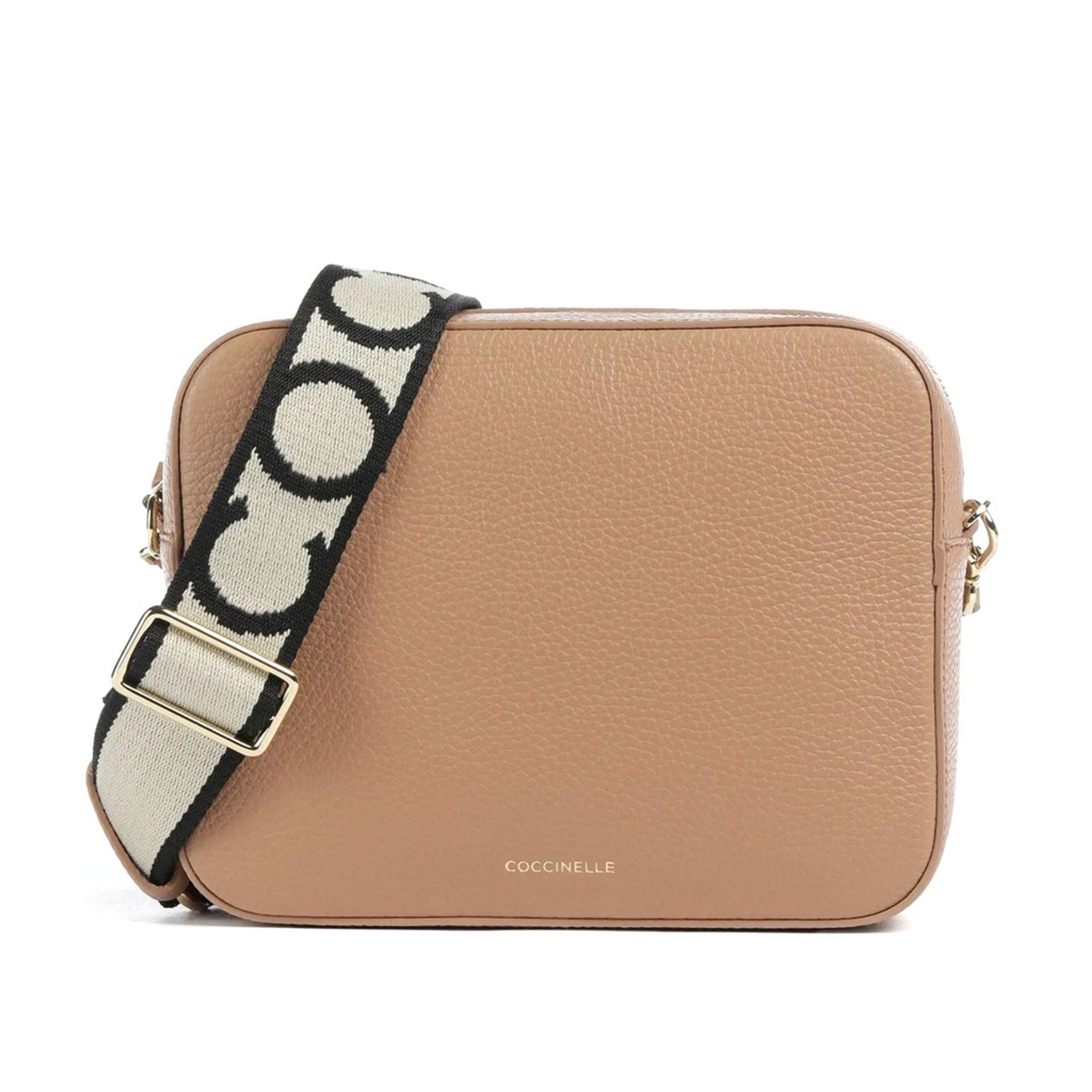 Дамска кросбоди чанта Women’s crossbody bag Coccinele E5MN555M301 N71 Brown front view