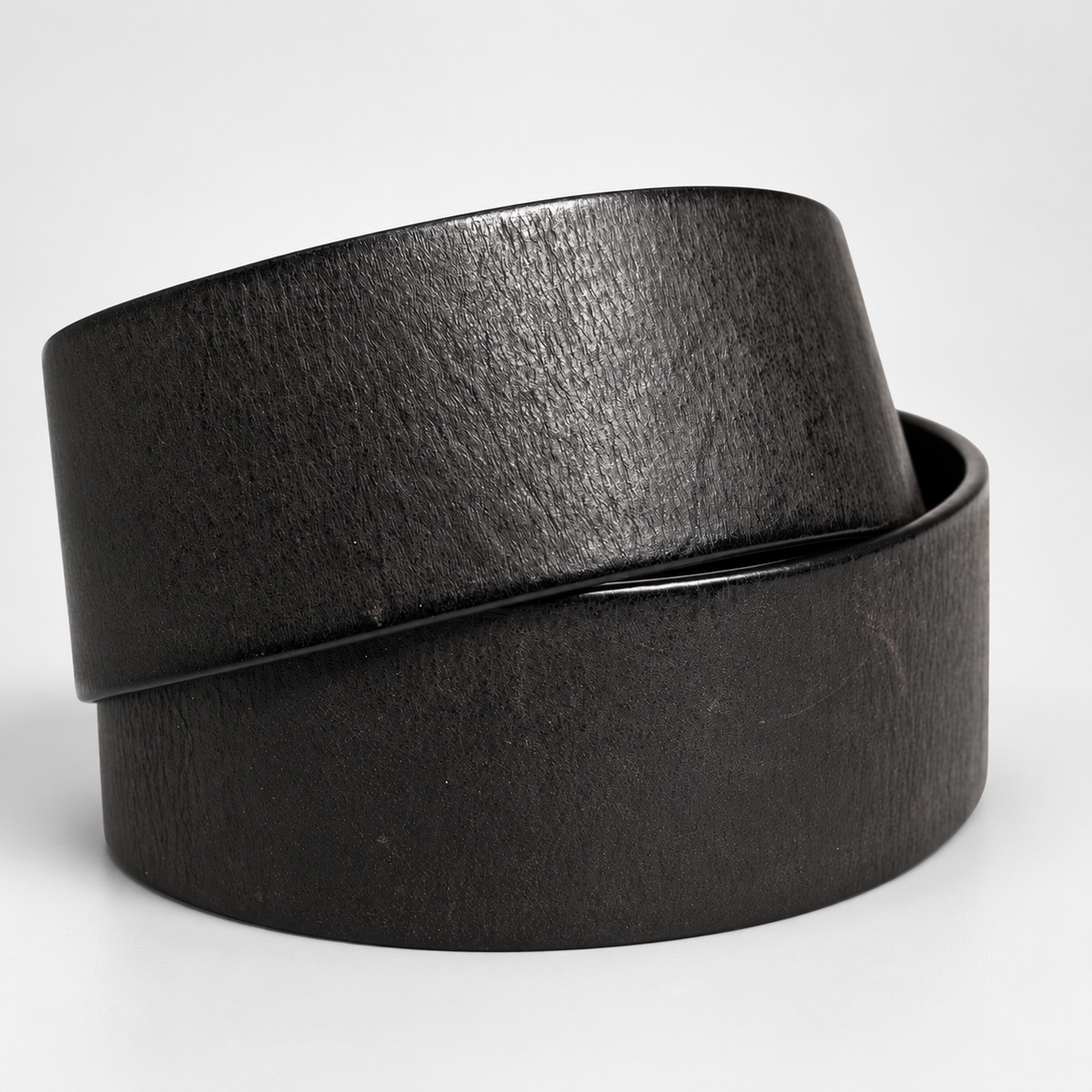 Dolce & Gabbana Men Black Classic Leather Metal Buckle Belt - studio view 5