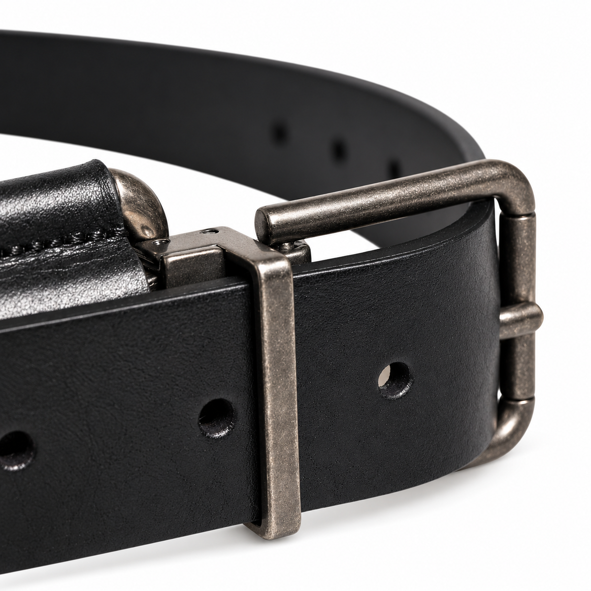 Men's belt Dolce & Gabbana SKU: BC4337 AA415 buckle close up view