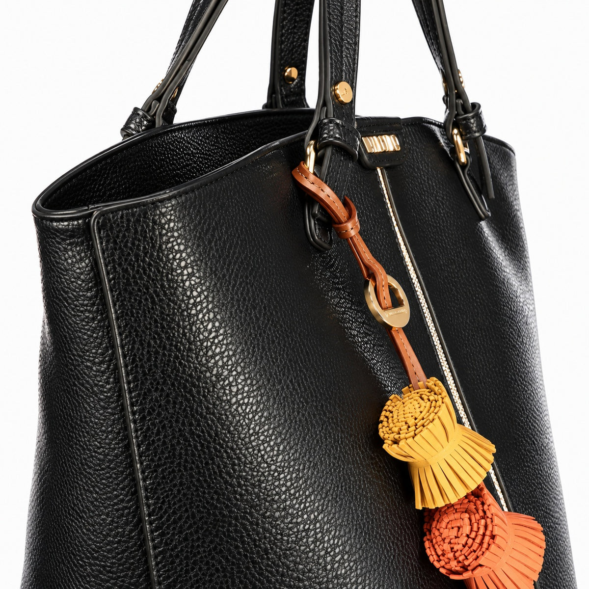 Women's handbag Mario Valentino Hybris Re VBS9OV04 hardware detail view