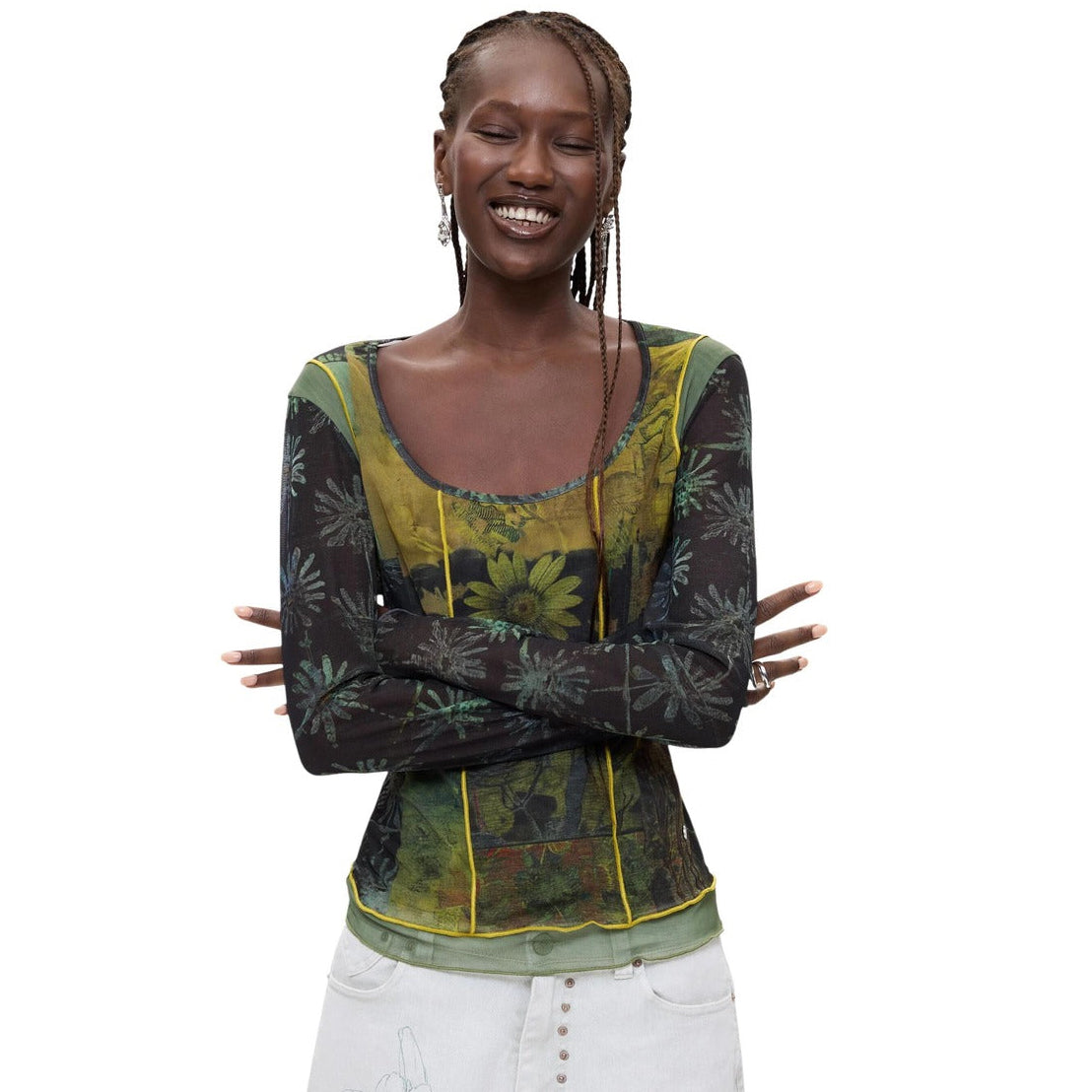 Дамска блуза Desigual women’s t-shirt 26WWTK52 2000 front view 