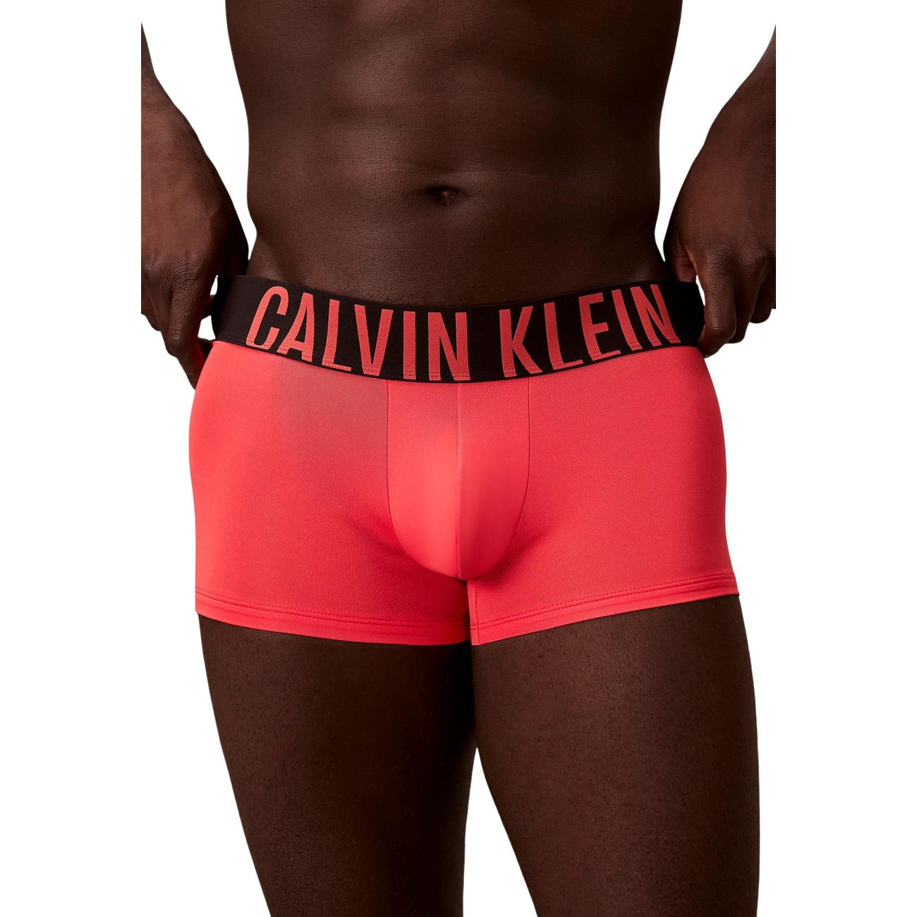 Мъжки боксерки Calvin Klein Men 3-pack Boxers LV000NB3611A 4W7 Close-Up