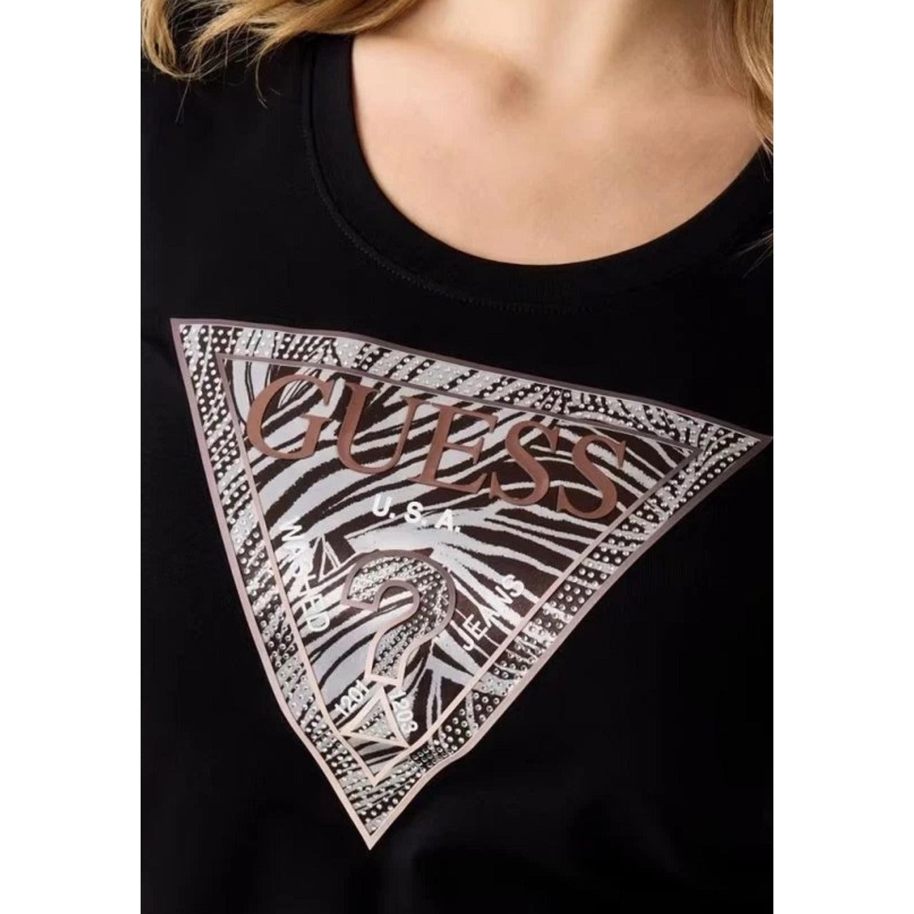 Guess Women T-Shirt